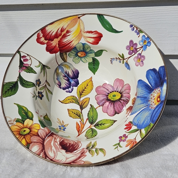 Mackenzie Childs Flower Market White Serving Bowl - Picture 8 of 8